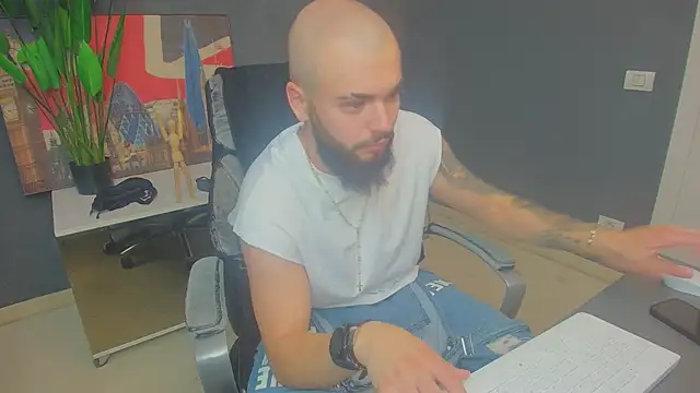 OscarWillss online show from June 2026 04:35:02 AM