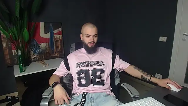 OscarWillss online show from June 2026 05:30:01 AM