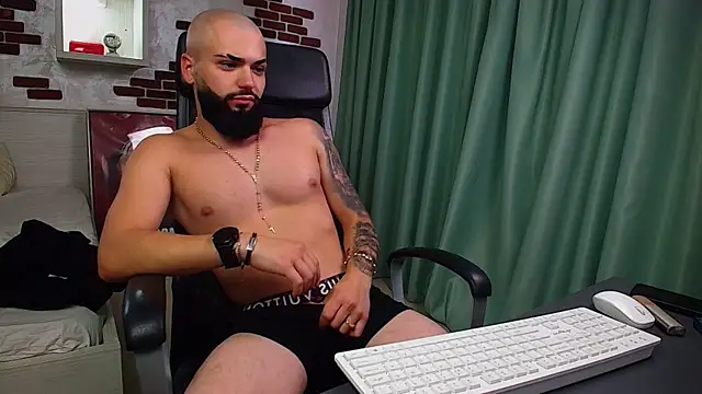 OscarWillss online show from May 2026 10:36:01 AM