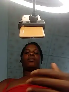 Snapshot of momspretty chatting on June 2026 06:46:02 PM momspretty online show from June 2026 06:46:02 PM