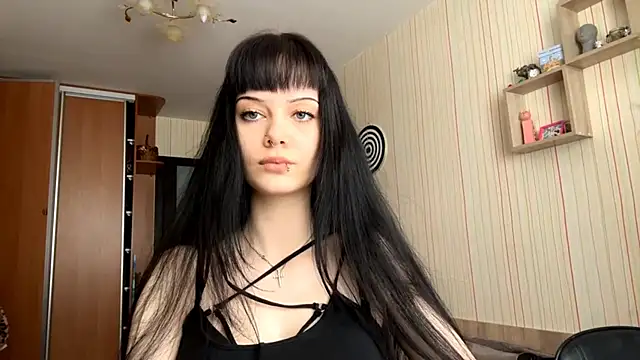 CharmaineElles online show from May 2026 01:03:02 PM