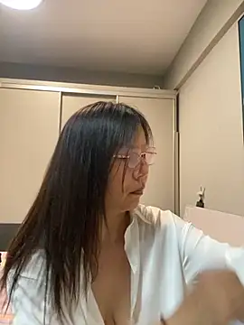 Snapshot of xiaoyun-10 chatting on May 2026 01:28:01 PM xiaoyun-10 online show from May 2026 01:28:01 PM