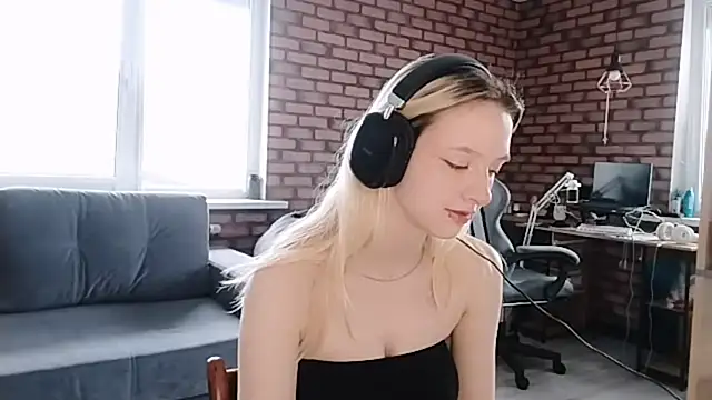 BuffyFranch online show from May 2026 10:51:02 AM