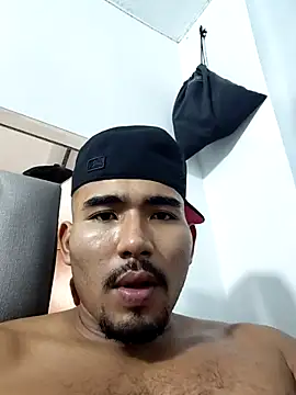 AndrssGold online show from June 2026 04:57:02 AM