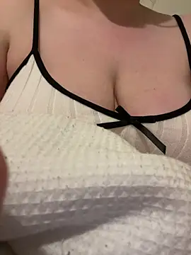 NaughtyMary2507 online show from May 2026 08:54:02 PM