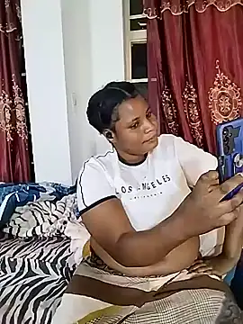 Snapshot of JuicyHoney_01 chatting on July 2026 06:48:02 PM JuicyHoney 01 online show from July 2026 06:48:02 PM