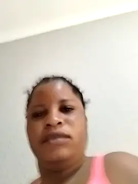 Snapshot of JuicyHoney_01 chatting on June 2026 05:36:01 AM JuicyHoney 01 online show from June 2026 05:36:01 AM