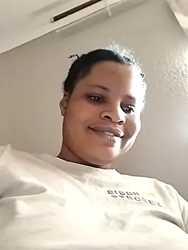 Snapshot of JuicyHoney_01 chatting on June 2026 06:47:02 AM JuicyHoney 01 online show from June 2026 06:47:02 AM