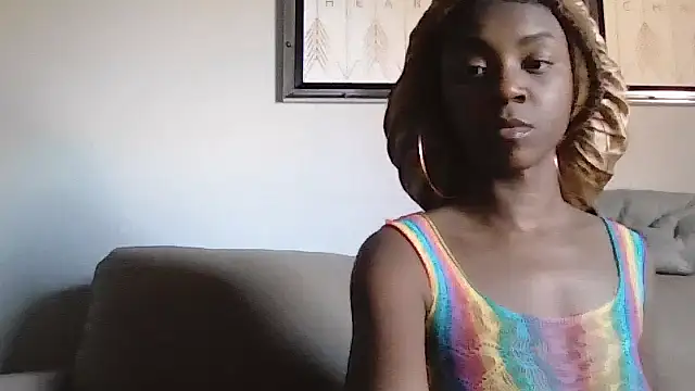 Snapshot of RobynAmour chatting on June 2026 01:16:02 AM RobynAmour online show from June 2026 01:16:02 AM