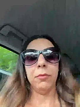 Snapshot of GirlNextDoorBianca chatting on June 2026 06:19:02 PM GirlNextDoorBianca online show from June 2026 06:19:02 PM
