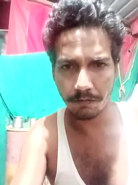 KingNaheed02 online show from May 2026 05:05:01 PM