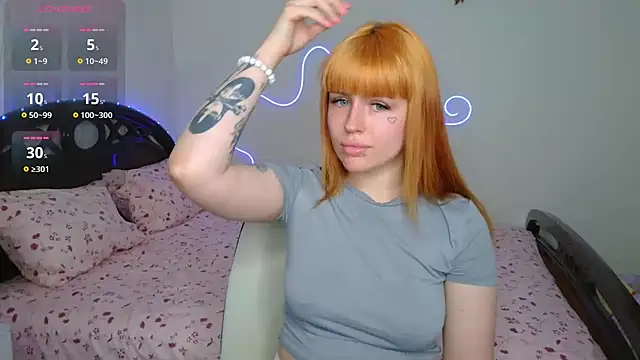VelvetEmber online show from June 2026 02:37:02 PM