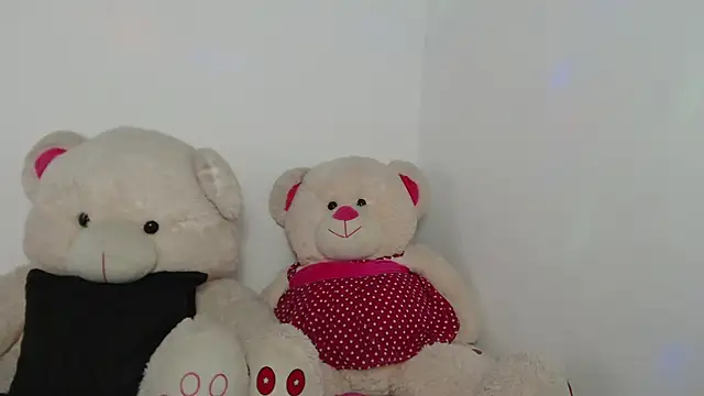 Natalia Dahlia online show from May 2026 07:25:01 PM