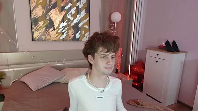 Bimbo boy  online show from May 2026 01:50:01 PM