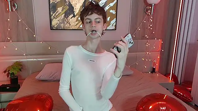 Bimbo boy  online show from May 2026 01:29:01 PM