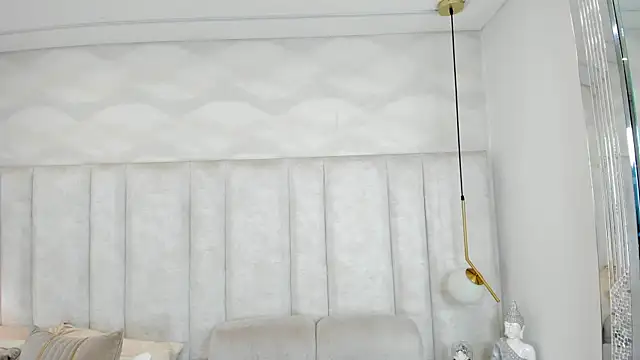 Aurora bellamont online show from May 2026 08:37:02 PM