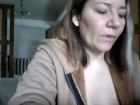 Snapshot of AllisonLove2 chatting on June 2026 04:00:01 PM AllisonLove2 online show from June 2026 04:00:01 PM