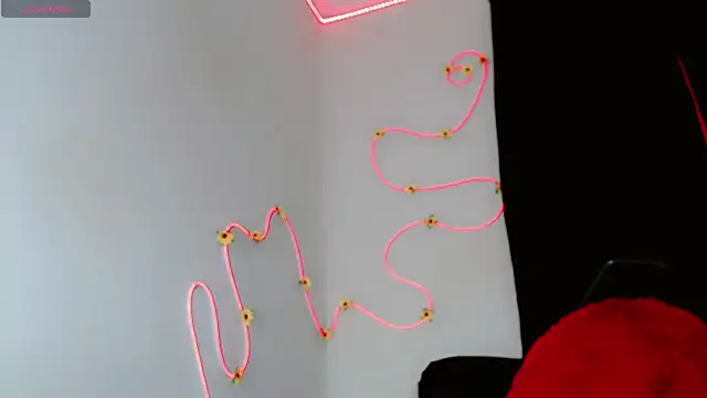 everlin 01 online show from June 2026 07:19:01 PM