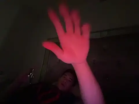 dlasian1998 online show from May 2026 03:35:02 AM