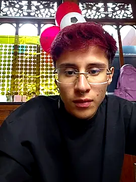 Snapshot of Adam_foxs_ chatting on June 2026 08:08:02 PM Adam foxs online show from June 2026 08:08:02 PM