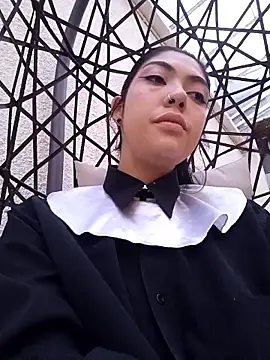 Agnes cox online show from May 2026 11:01:02 PM