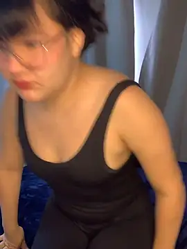 Snapshot of SOFTBERRY_ chatting on June 2026 03:32:01 PM SOFTBERRY online show from June 2026 03:32:01 PM