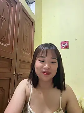 Lili 019 online show from May 2026 03:37:01 PM