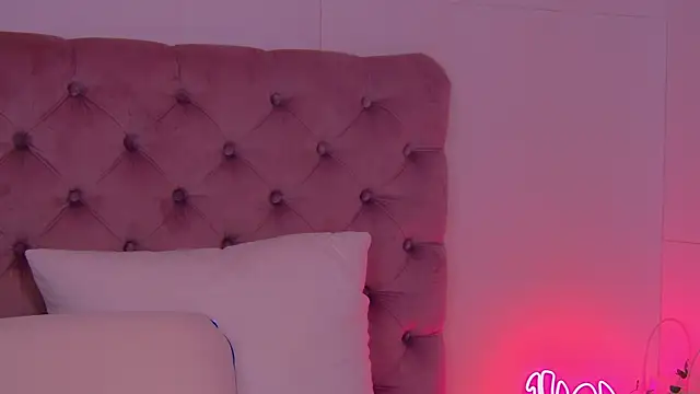 DorissHilton online show from June 2026 09:53:01 PM