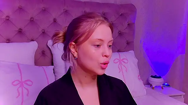 DorissHilton online show from May 2026 06:06:01 PM