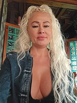 MILFBARBY online show from September 2025 07:26:02 AM