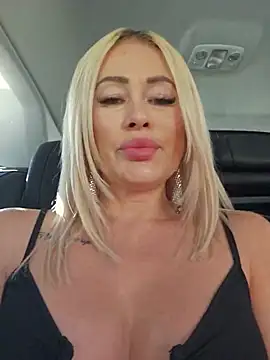 Snapshot of MILFBARBY chatting on June 2026 07:15:02 AM MILFBARBY online show from June 2026 07:15:02 AM