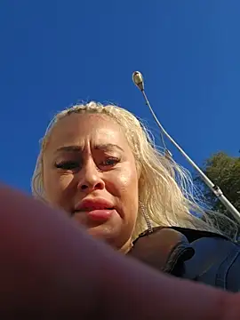 MILFBARBY online show from October 2025 07:32:02 AM