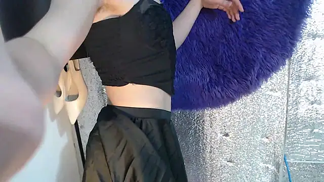 RoseAmarie online show from May 2026 12:25:02 PM