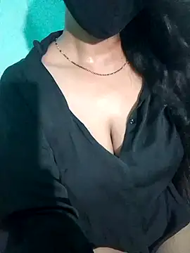 Cute-Ishita online show from June 2026 04:45:01 PM