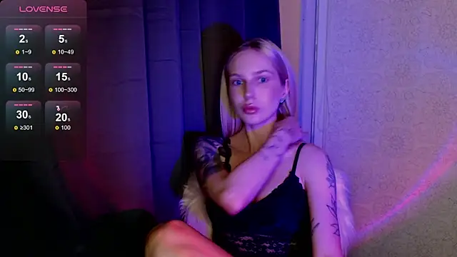 MichelleVelour online show from May 2026 05:13:01 PM