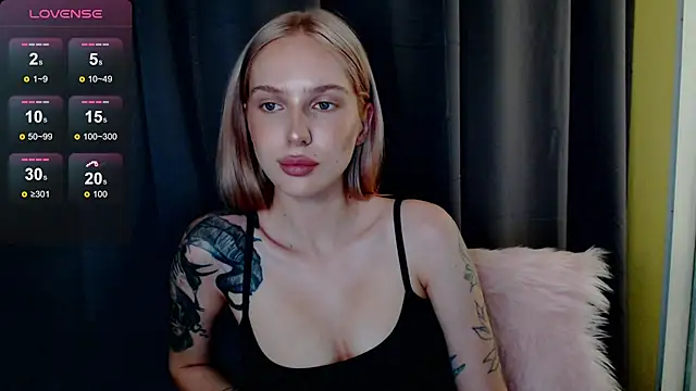 MichelleVelour online show from May 2026 03:22:01 PM