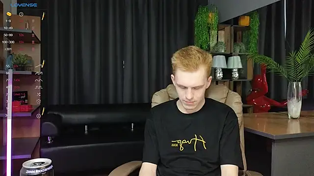 Tommy CrashXXX online show from May 2026 12:08:01 PM