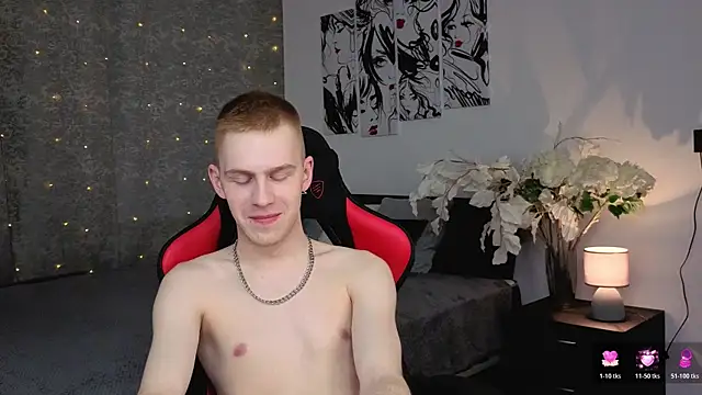 Tommy CrashXXX online show from May 2026 01:01:01 PM