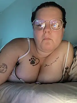 BadMommyyyyy online show from May 2026 11:19:01 AM