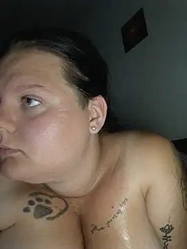 BadMommyyyyy online show from July 2026 12:37:02 PM