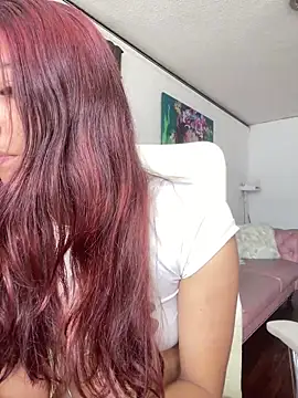 Snapshot of EveRave_Pink chatting on June 2026 02:50:01 PM EveRave Pink online show from June 2026 02:50:01 PM