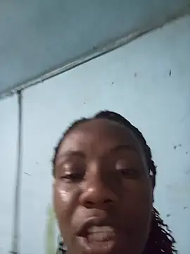 sandycollens  online show from June 2026 12:43:01 AM