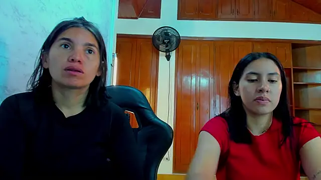 Soffy and Emily online show from June 2026 12:33:02 PM