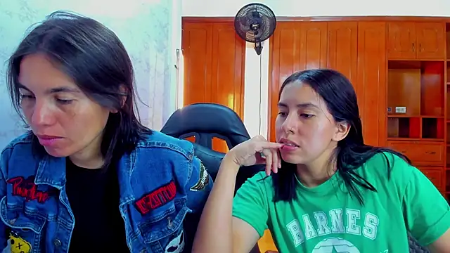 Soffy and Emily online show from June 2026 12:37:02 PM