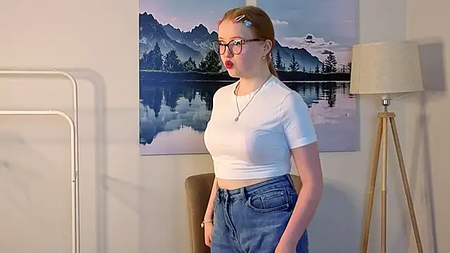 KarlaPasey online show from May 2026 05:04:01 AM