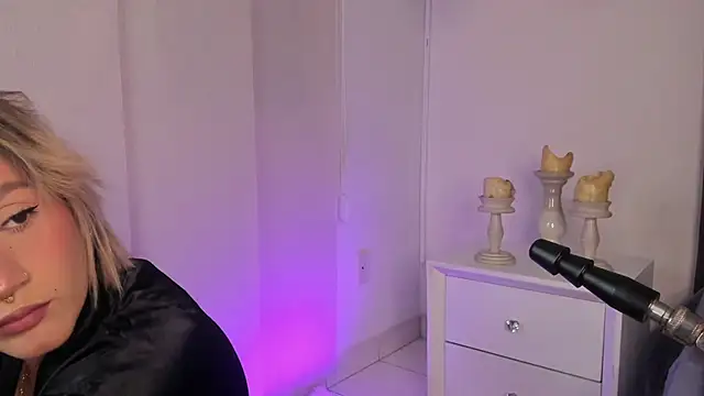ValkaDoll online show from June 2026 07:22:02 PM