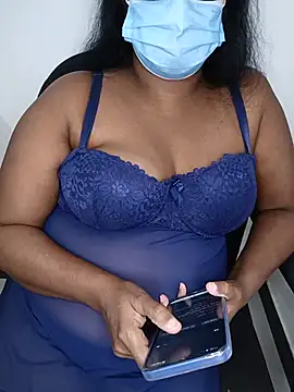 Xbees CT online show from July 2026 06:14:01 AM