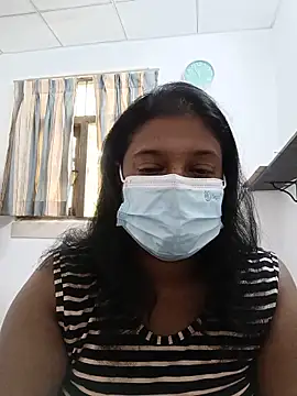 Xbees CT online show from May 2026 06:22:01 AM