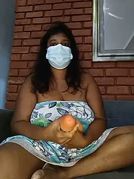 Xbees CT online show from June 2026 05:28:01 AM