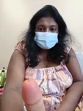 Xbees CT online show from June 2026 04:23:01 AM